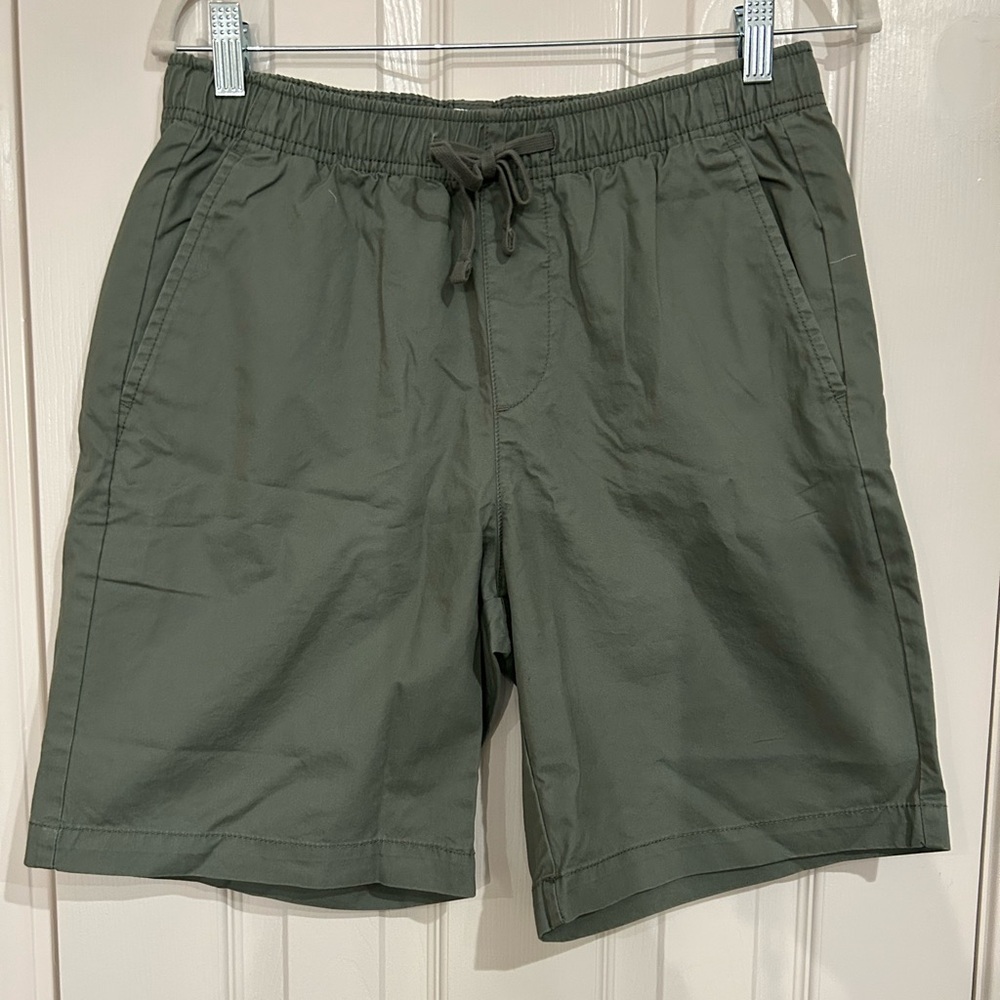 GAP 8" Essential Easy Shorts Green Men’s Size Small